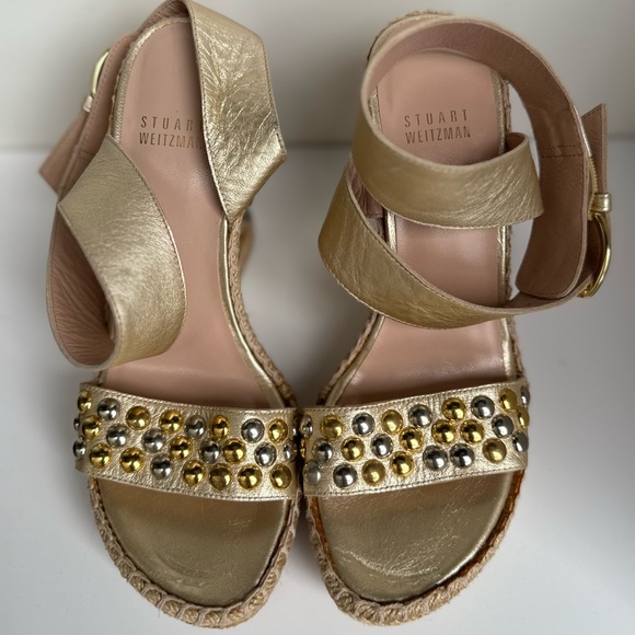 Stuart Weitzman‎ Gold Metallic Studded Espadrille Wedge Sandals 7M - Picture 3 of 15